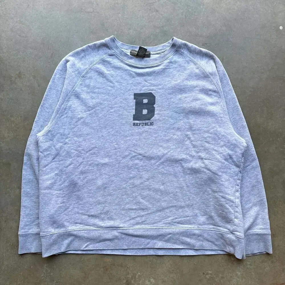 Vintage Banana Republic B Republic Logo Crewneck Sweatshirt
